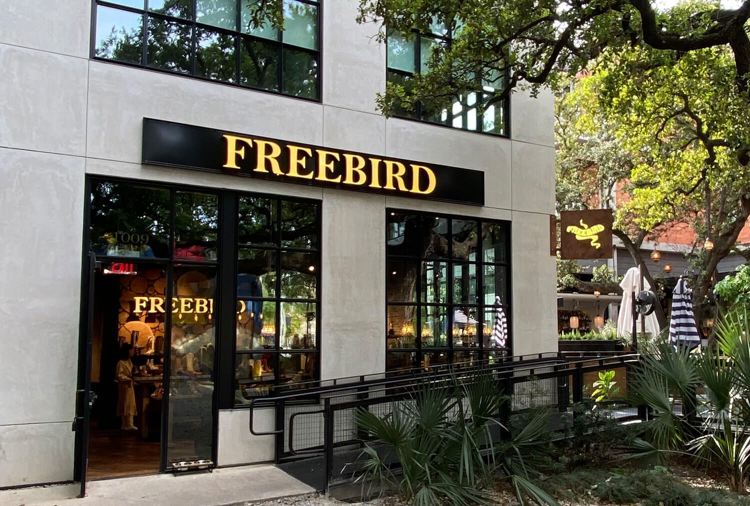 Freebird storefront